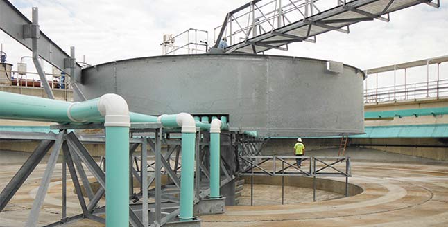 Rebuilt clarifier at a wastewater treatment plant