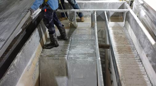 Vertical Clarifier rebuild — installation of lamella plates Vertical Clarifier rebuild -- installation of lamella plates